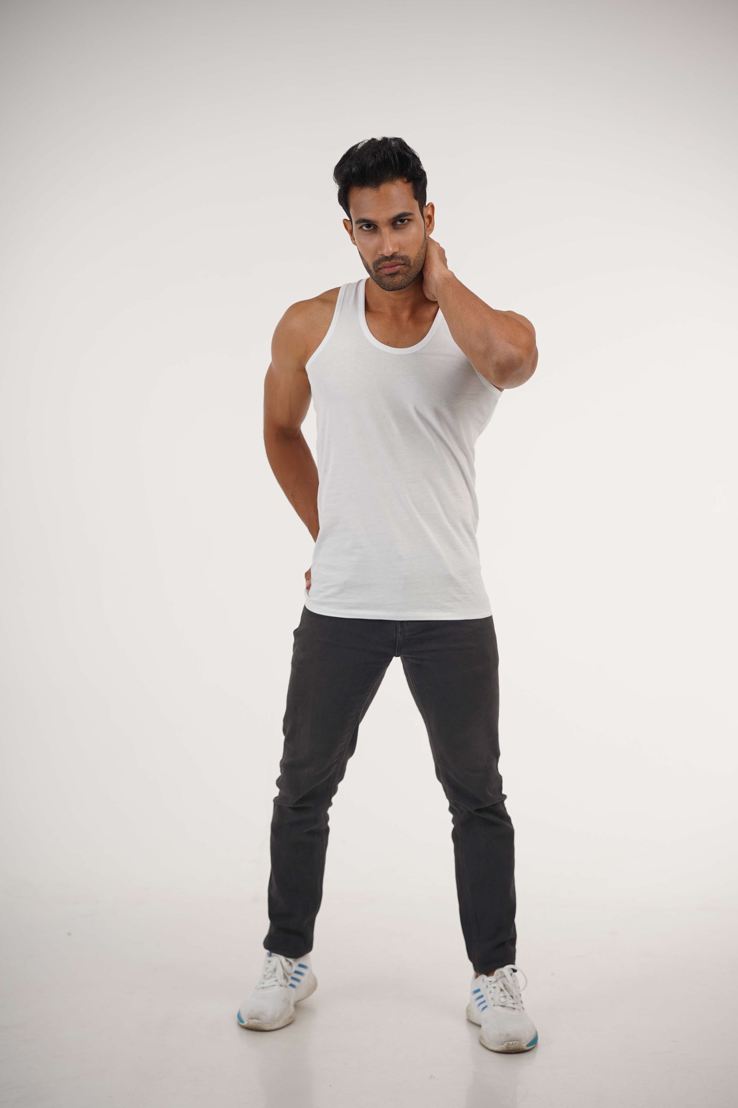 VEST SLEEVE LESS