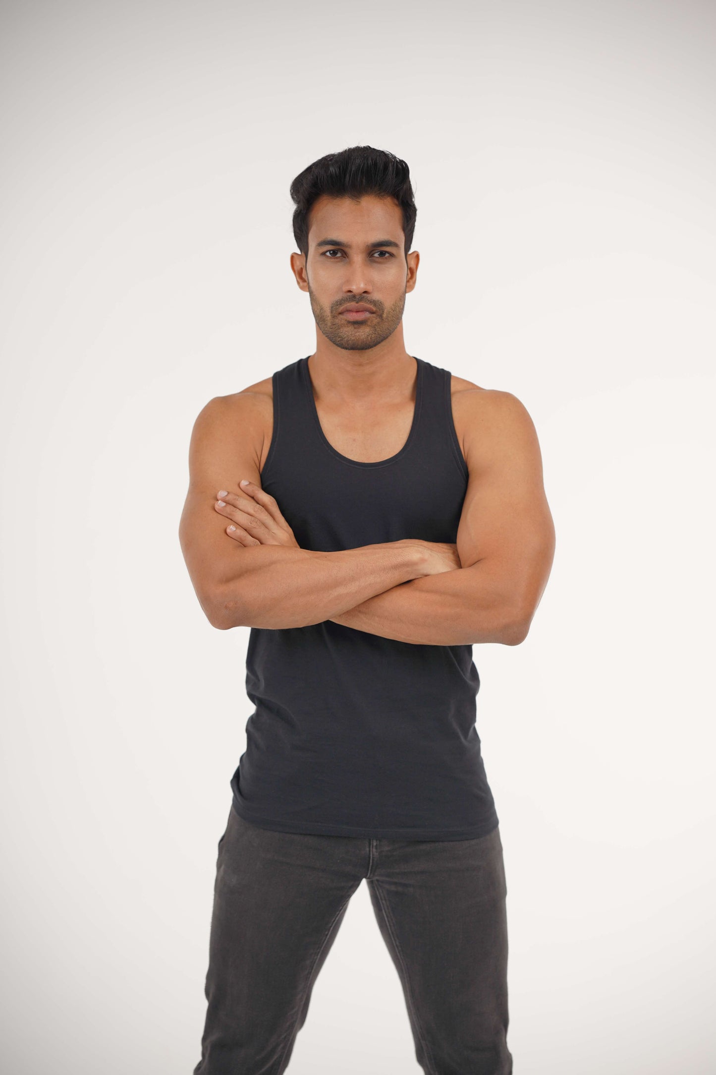 VEST SLEEVE LESS