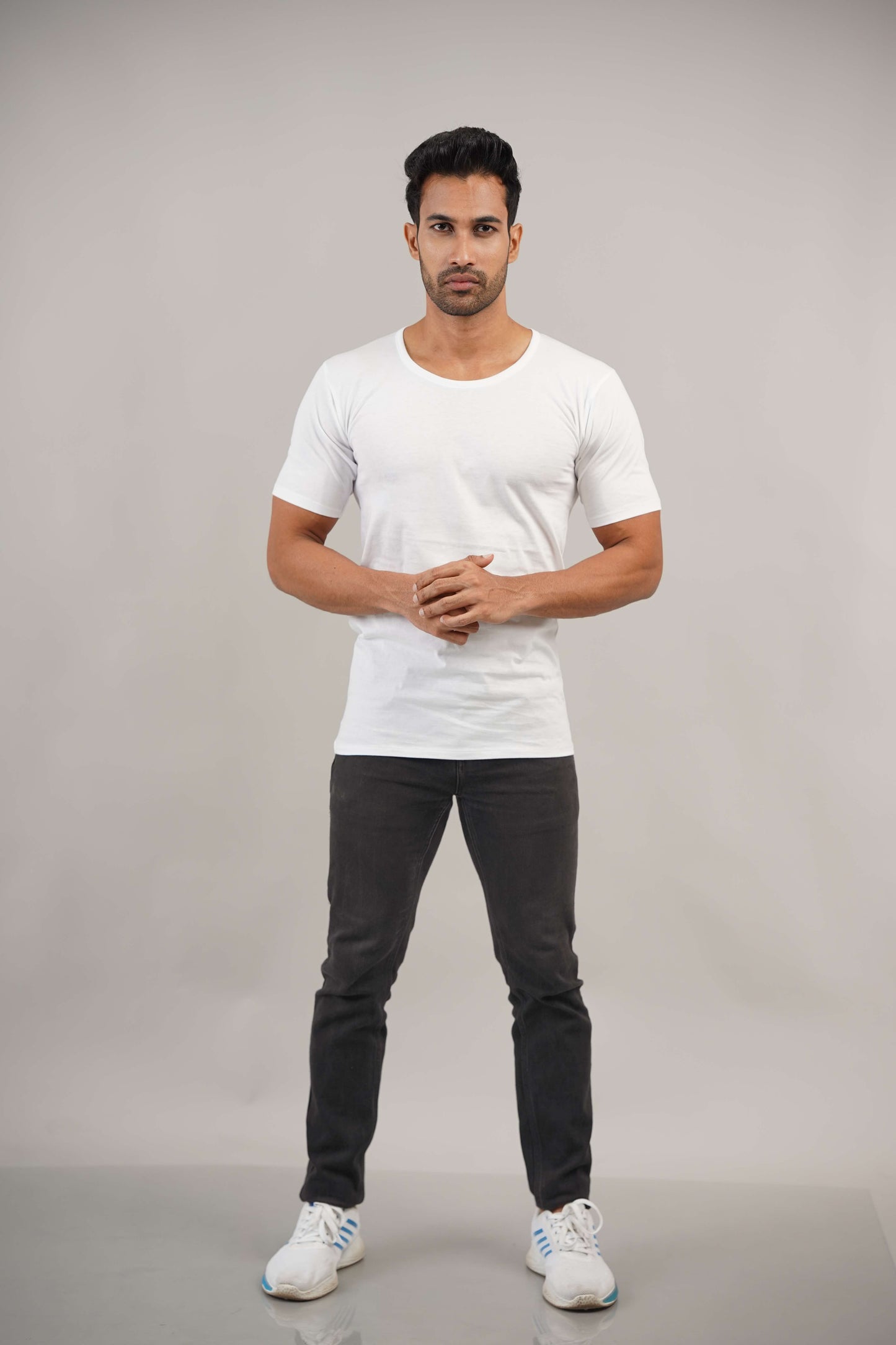 VEST WITH SLEEVE